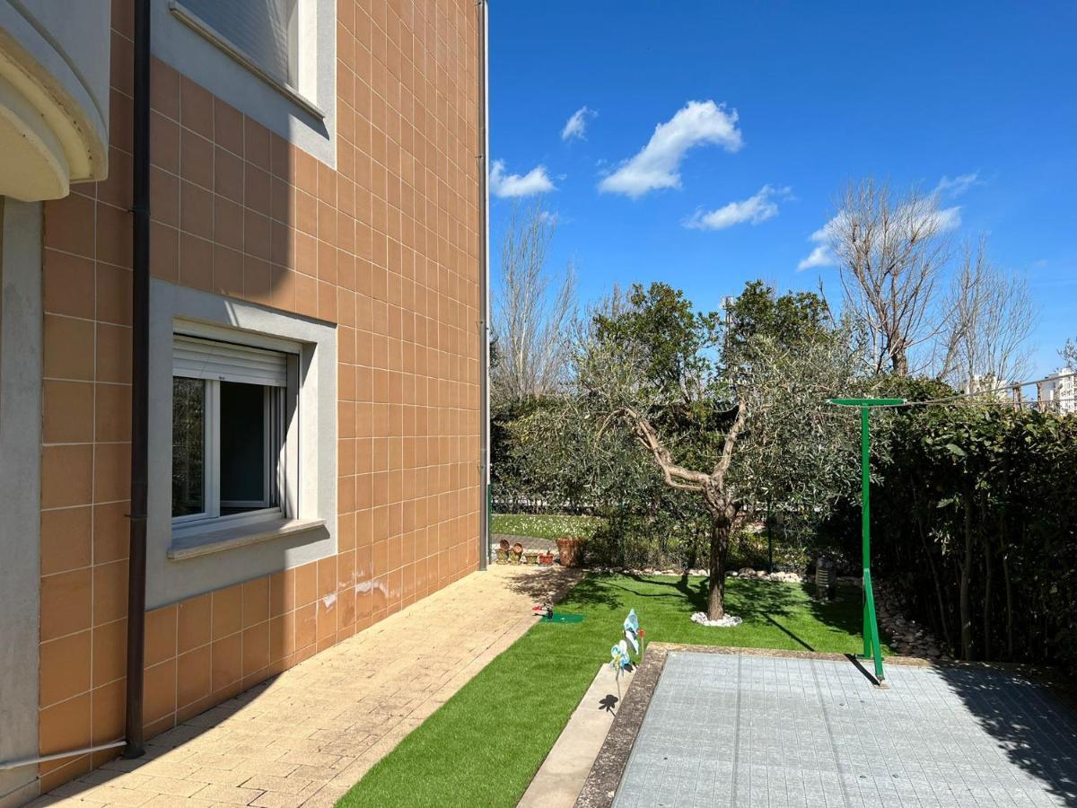 شقة Nichi House سينِغاليا المظهر الخارجي الصورة